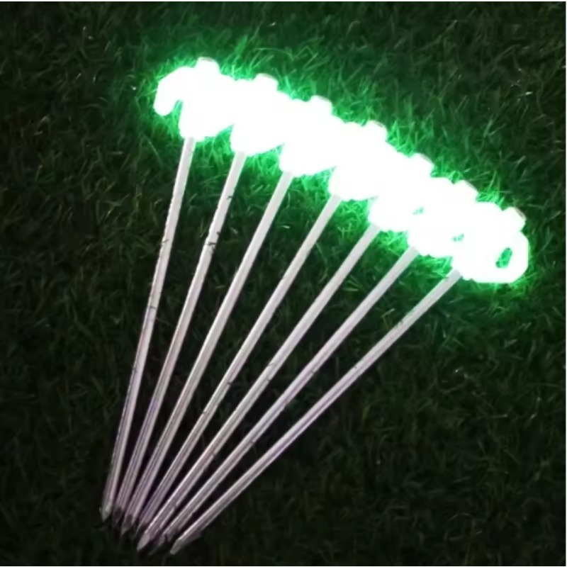 Piquets de tente lumineux qui  - Outdoor Power Stake avis et prix